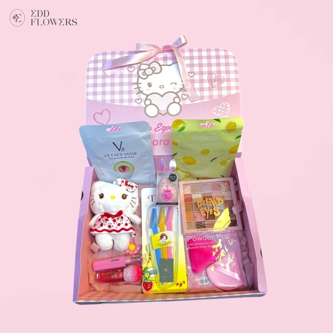 Box Sorpresa Hello Kitty con maquillaje skincare y peluche